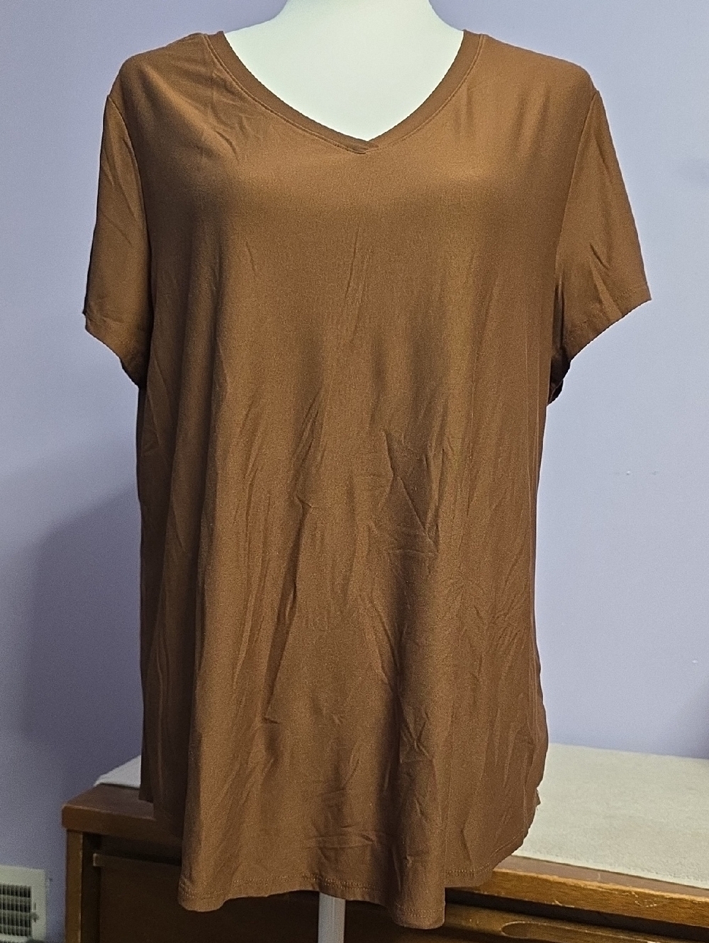 No Boundaries Brown V-Neck Short Sleeve Tee